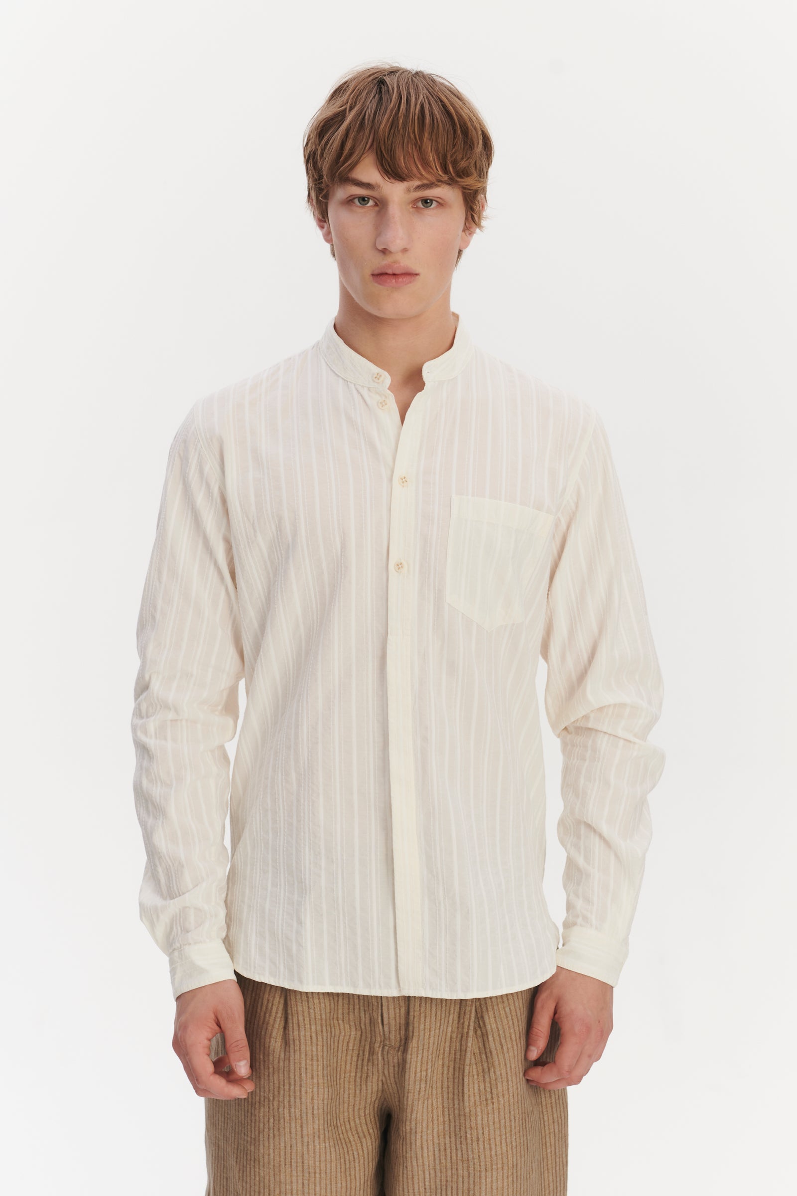 Zen Shirt in an Off-White Structural Tonal Striped Italian Cotton