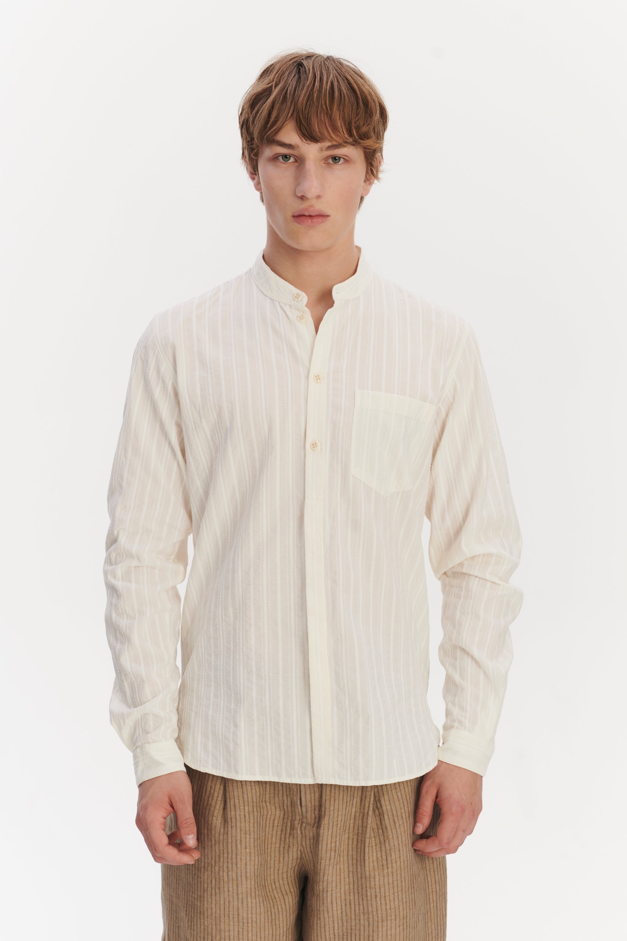 Zen Shirt in an Off-White Structural Tonal Striped Italian Cotton