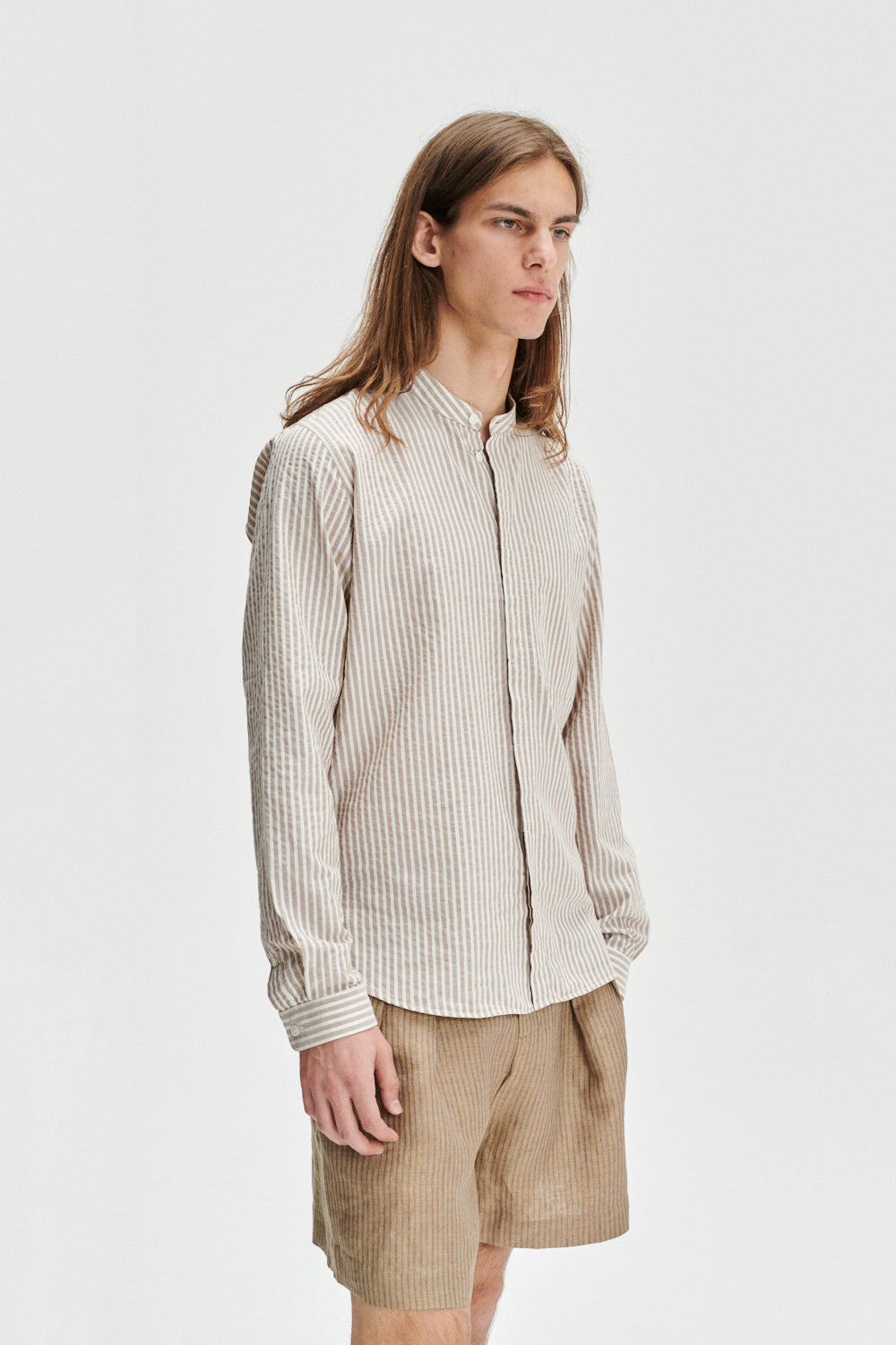 Zen Grandad Collar Shirt in a Beige Italian Cotton and Linen