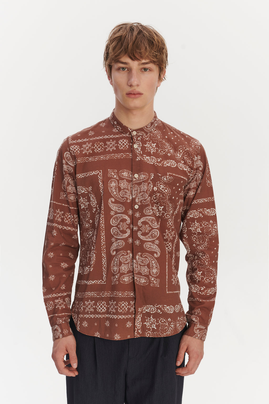 Zen Grandad Collar Shirt in a Rusty Chestnut Airy Bandana Print Italian Cotton