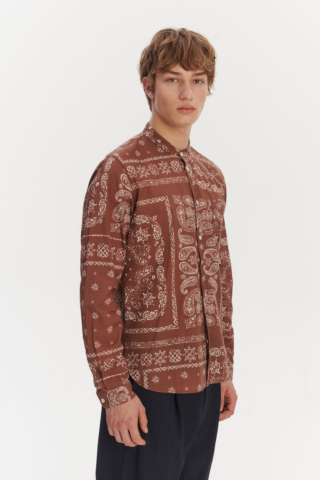 Zen Grandad Collar Shirt in a Rusty Chestnut Airy Bandana Print Italian Cotton