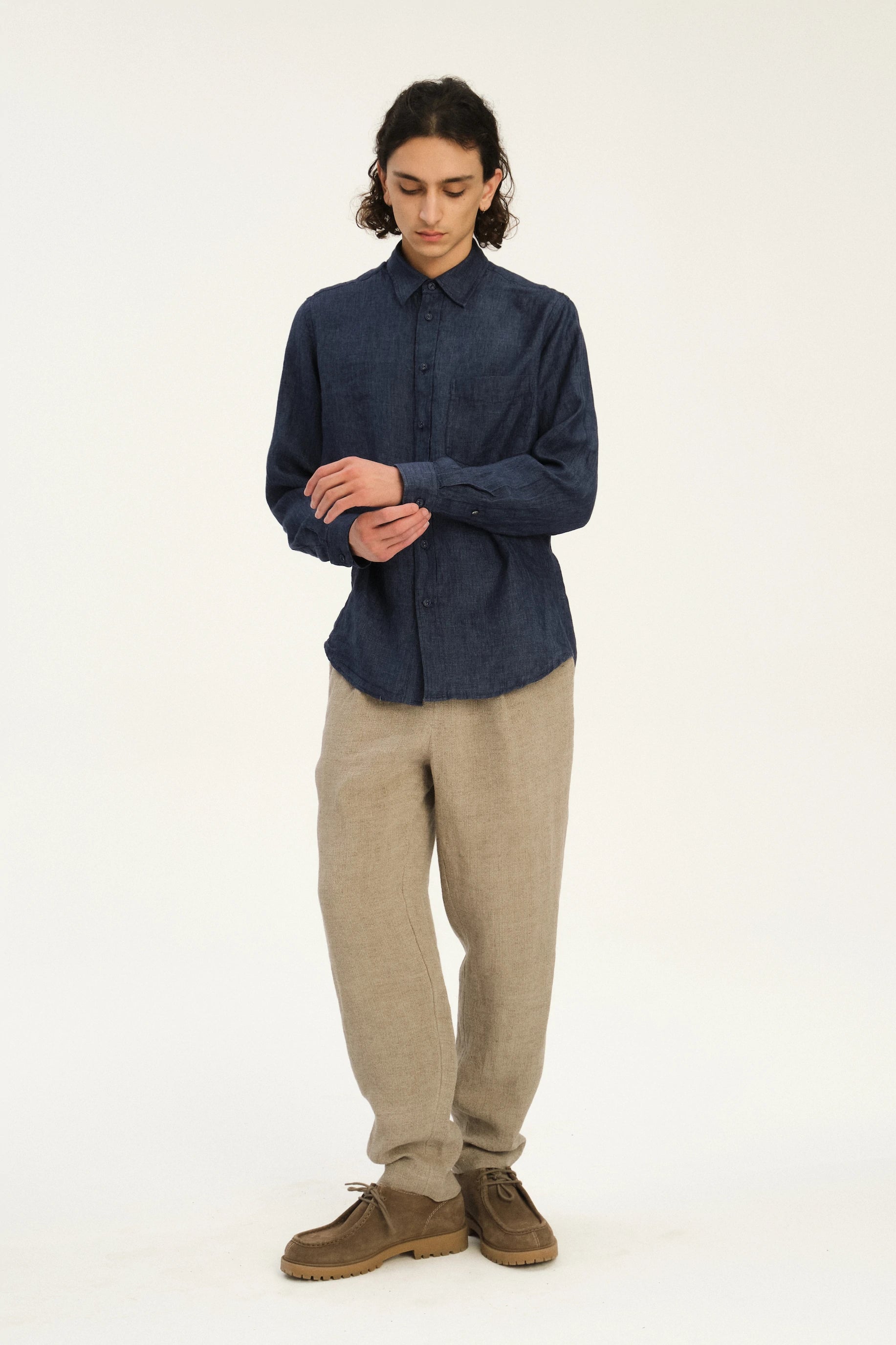 Relaxed Fit Delft Shirt in a Navy Blue Micro Herringbone Linen