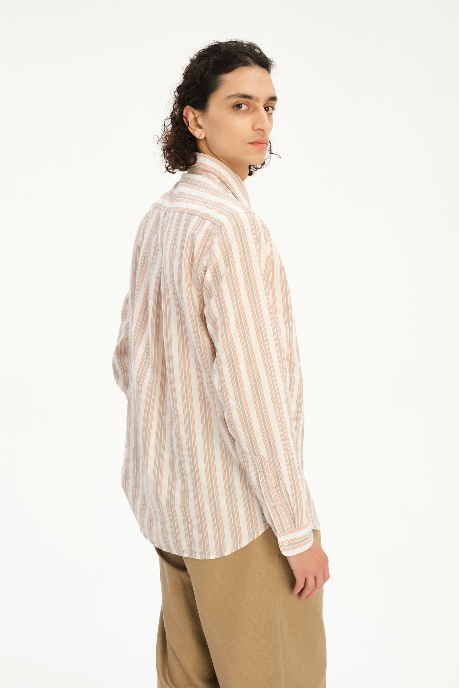 Relaxed Fit Delft Shirt in a soft Striped Blend of Cotton and Linen