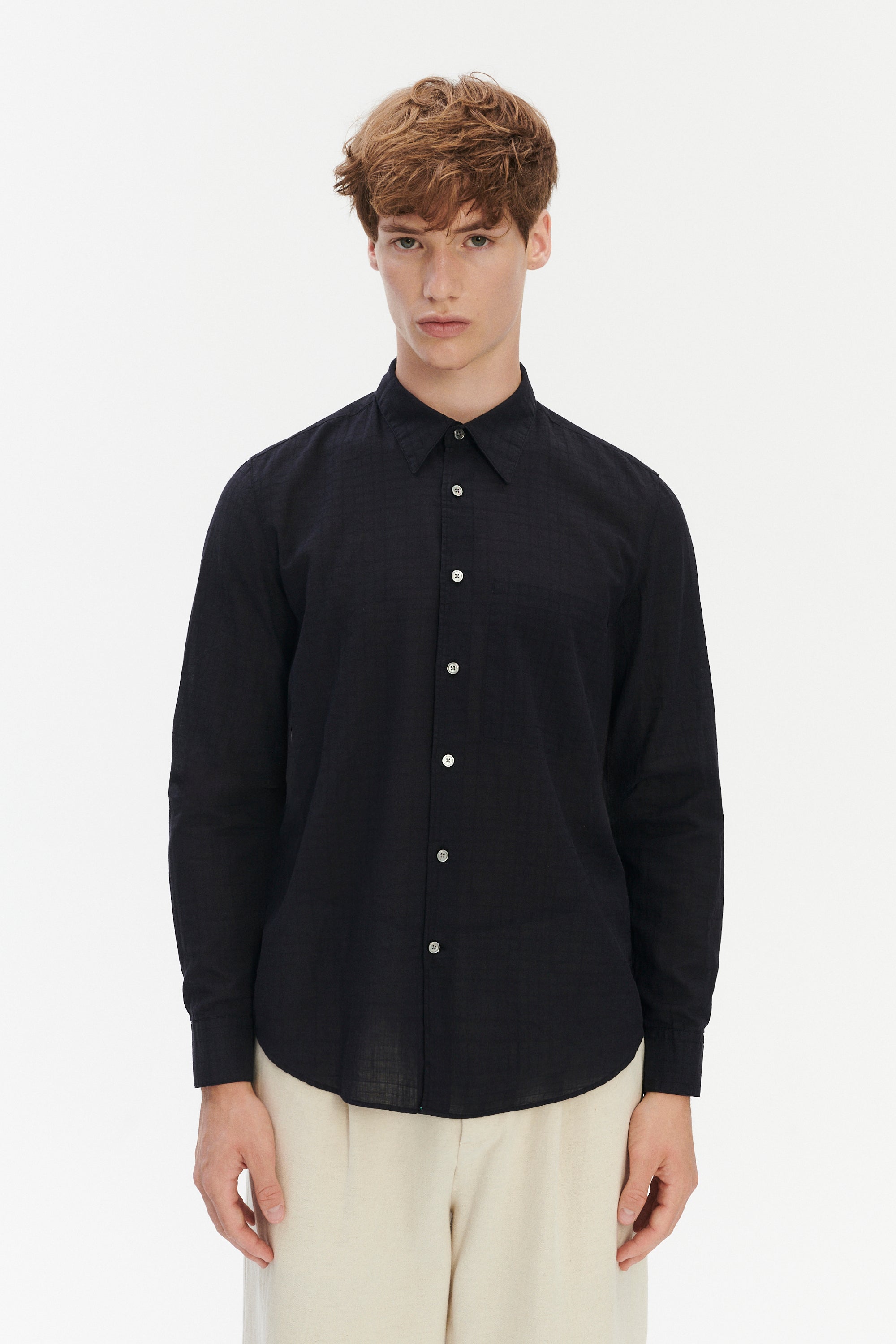 Feel Good Shirt in Airy Structural Italian Cotton