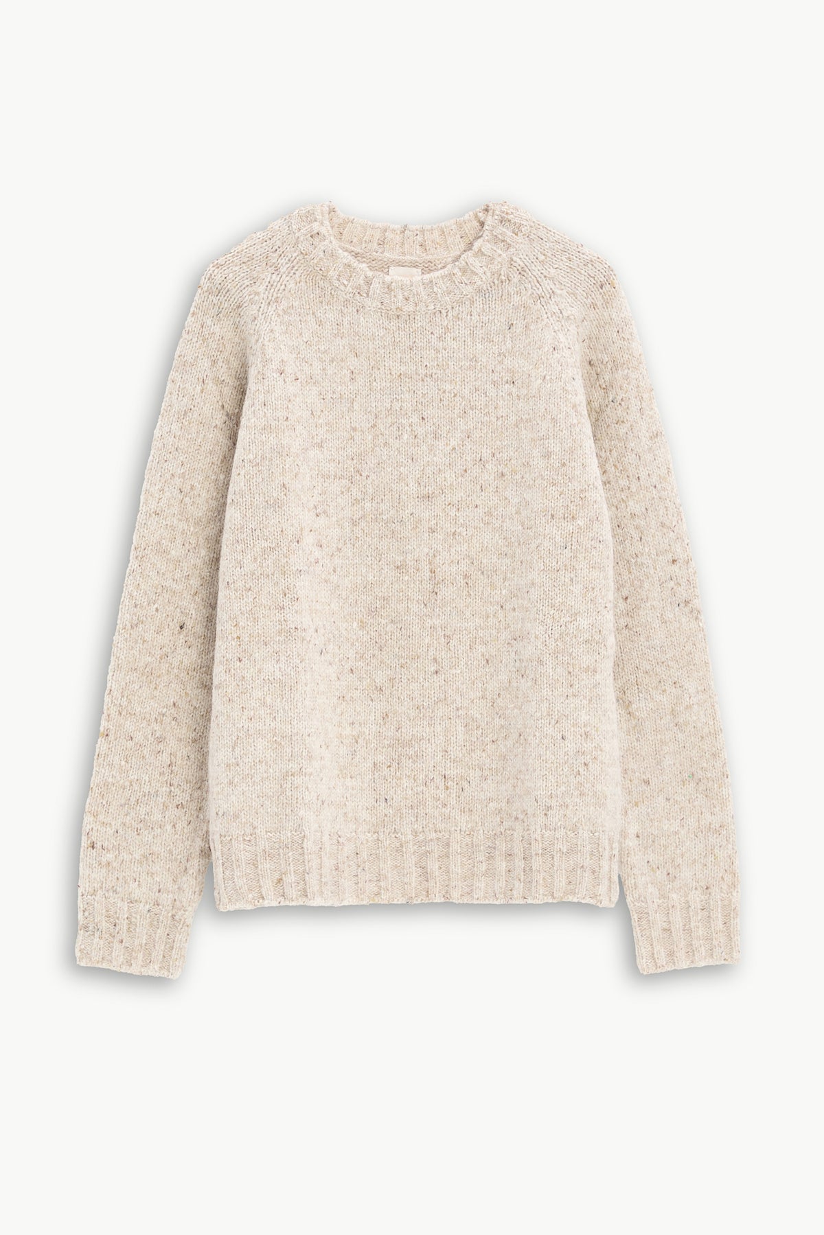 Crewneck Raglan Sweater in a Sustainable Melange Yarn – Oat
