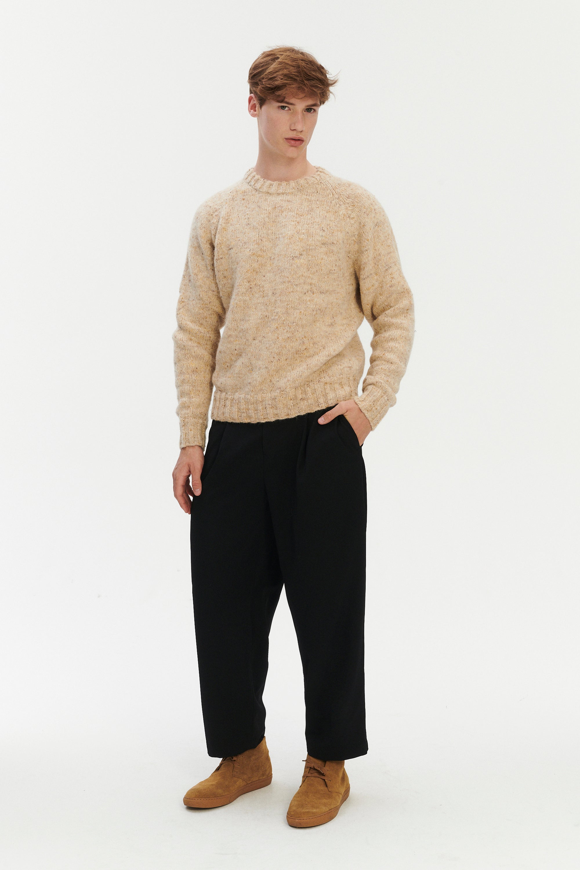 Crewneck Raglan Sweater in a Sustainable Melange Yarn – Oat