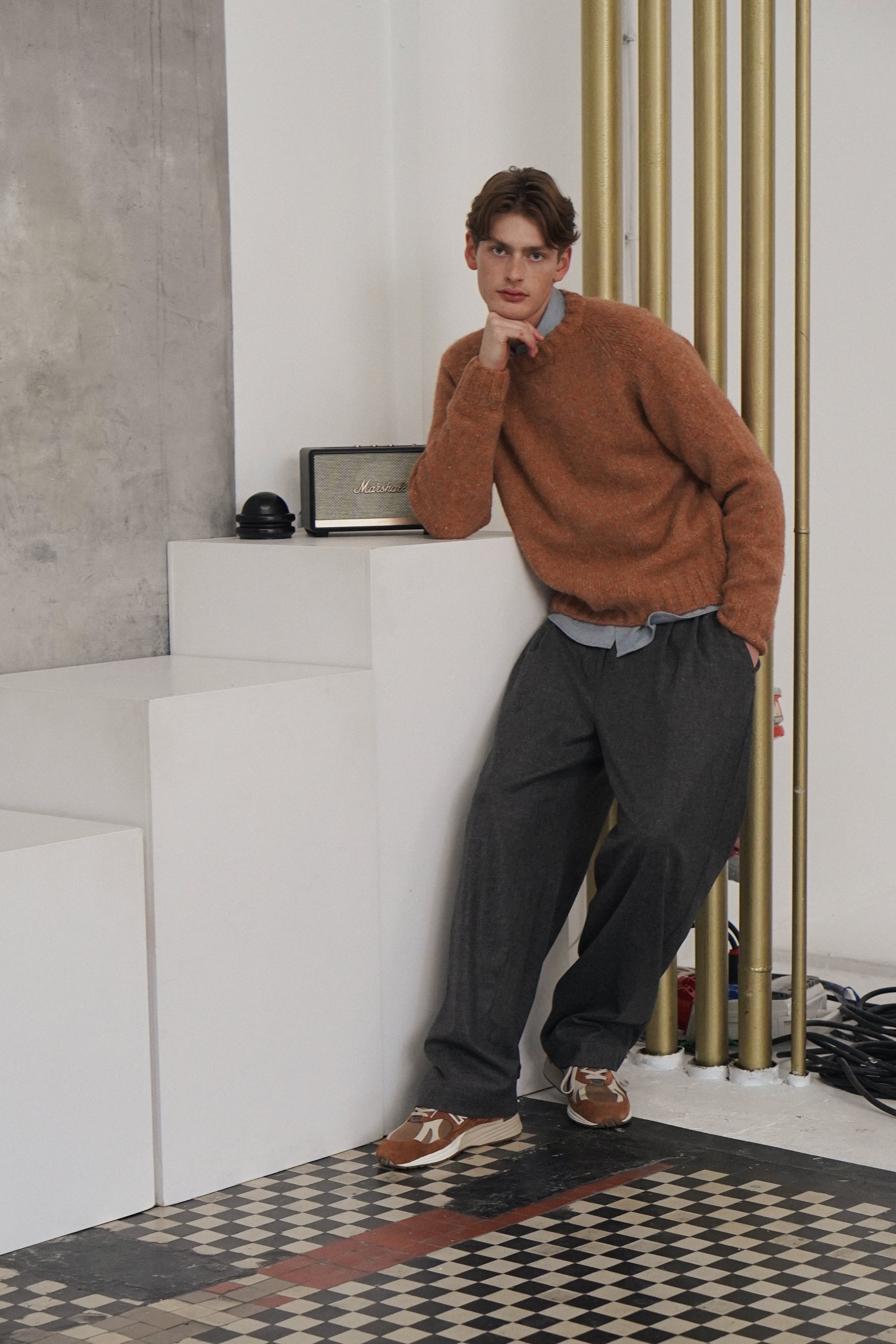 Crewneck Raglan Sweater in a Sustainable Melange Yarn – Apricot - Sample