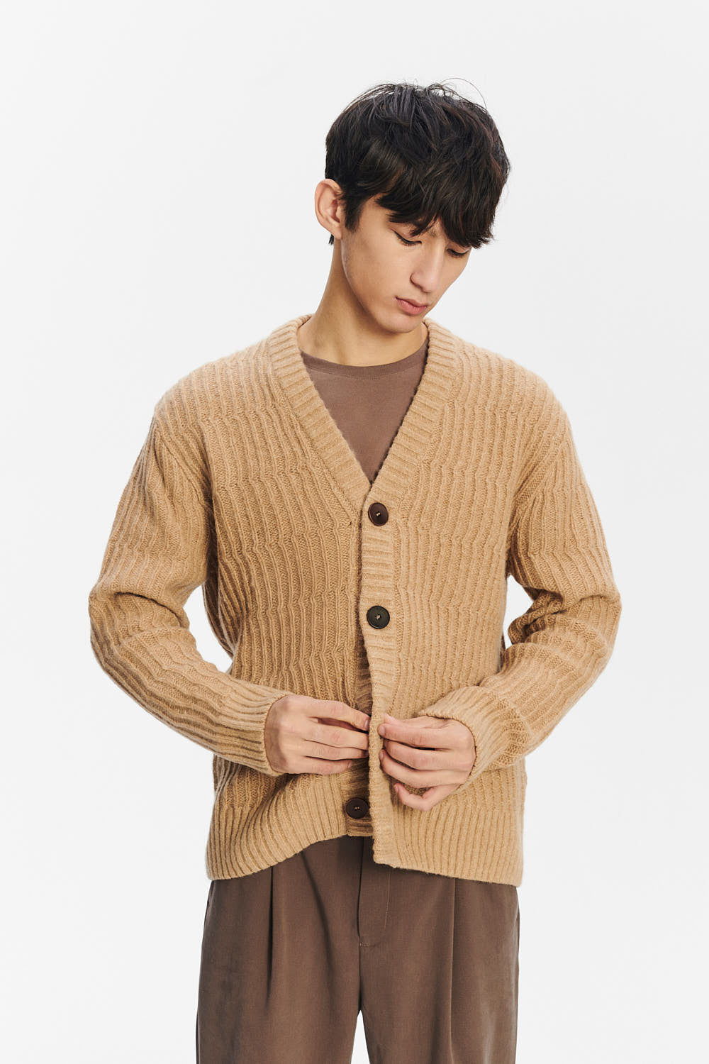 Cardigan in the Finest Italian Beige Melange Lambs Wool