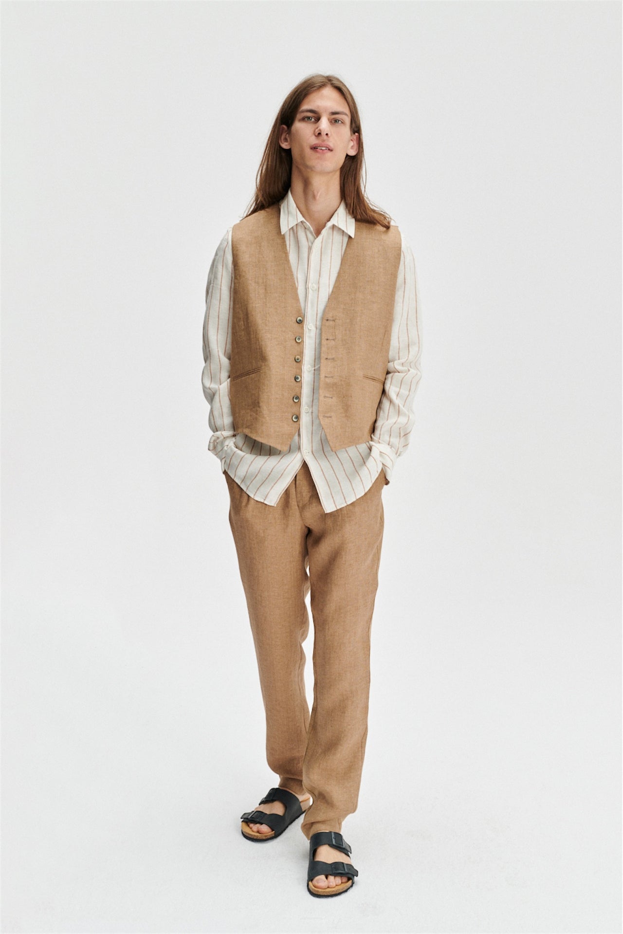 Vest in a Light Brown 100% Traceable Italian Linen by Albini
