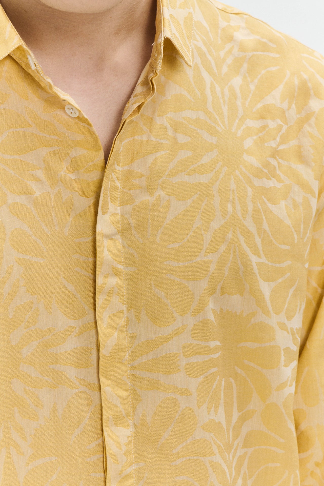 Cute Round Collar Shirt in a Yellow and Cream Jacquard Italian Cotton