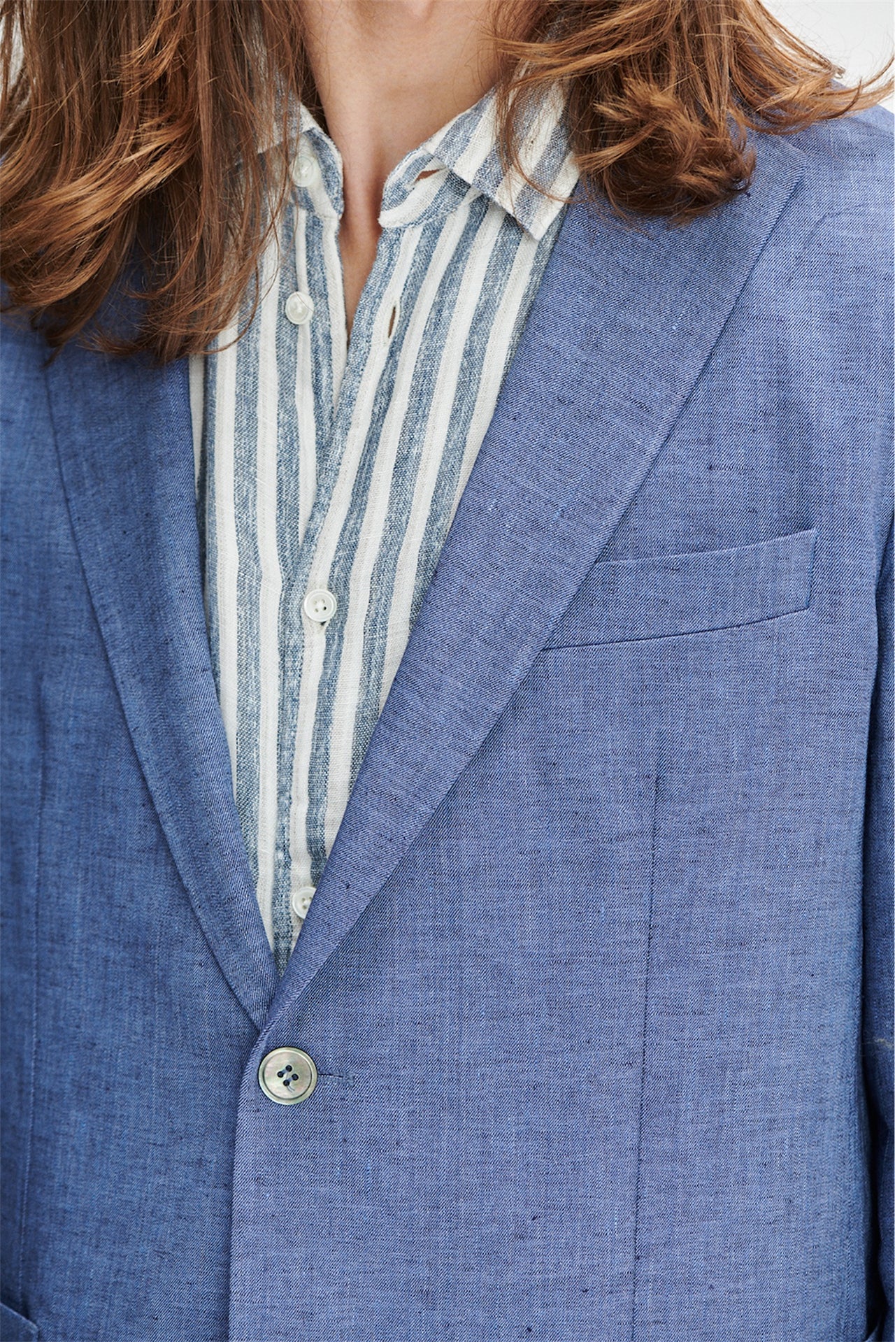 Smart Relaxed Blazer in a natural stretch navy and pilot blue Italian traceable linen