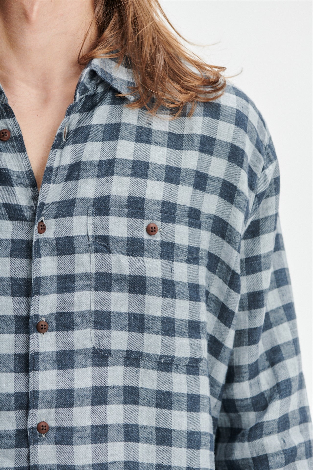 Strong Shirt in a Grey Checkered Brushed Winter Linen Flannel from Cottonificio Albini