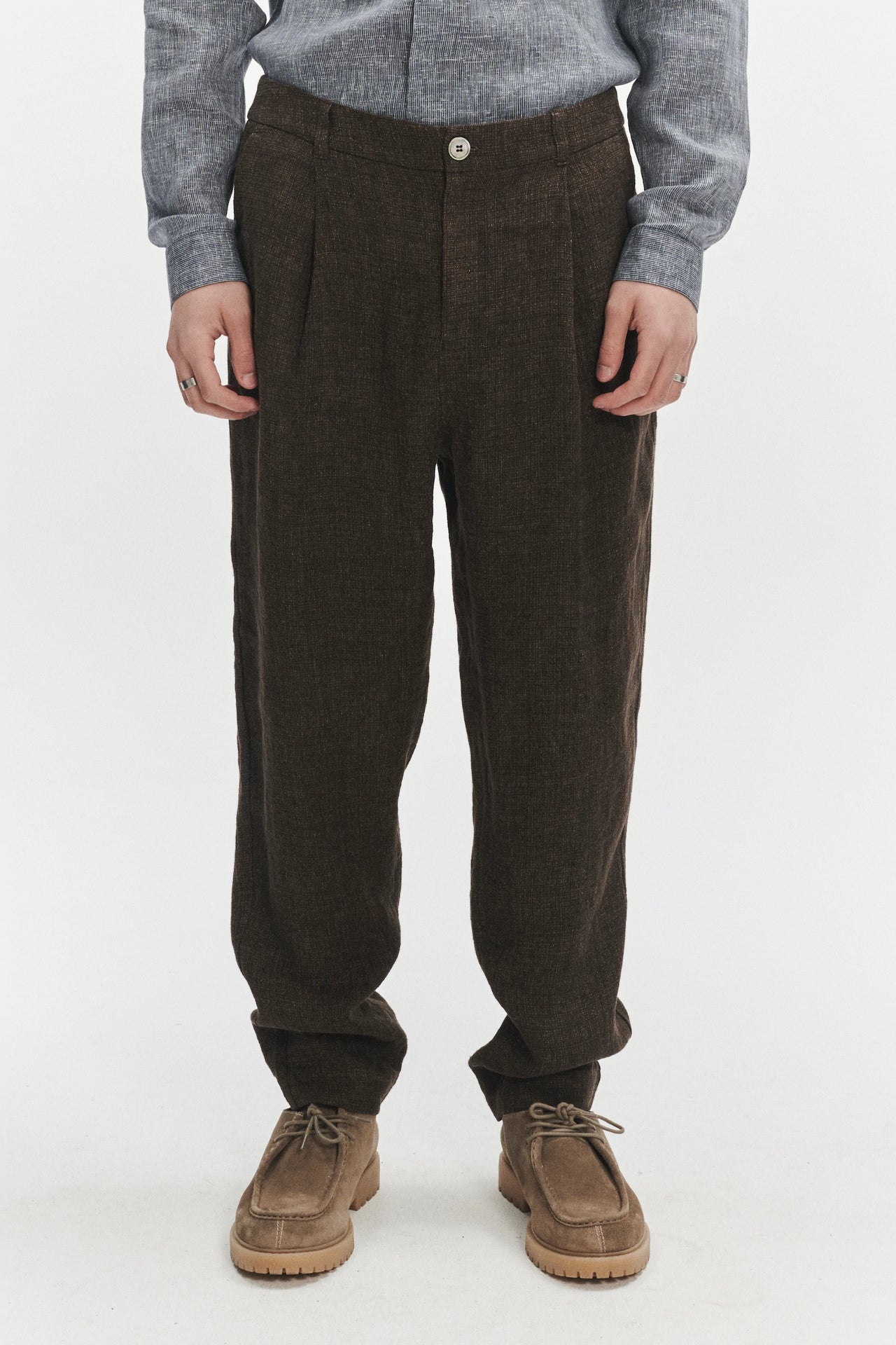 Genuine Trousers in a Brown Fluid and Structured Italian Linen Crepe