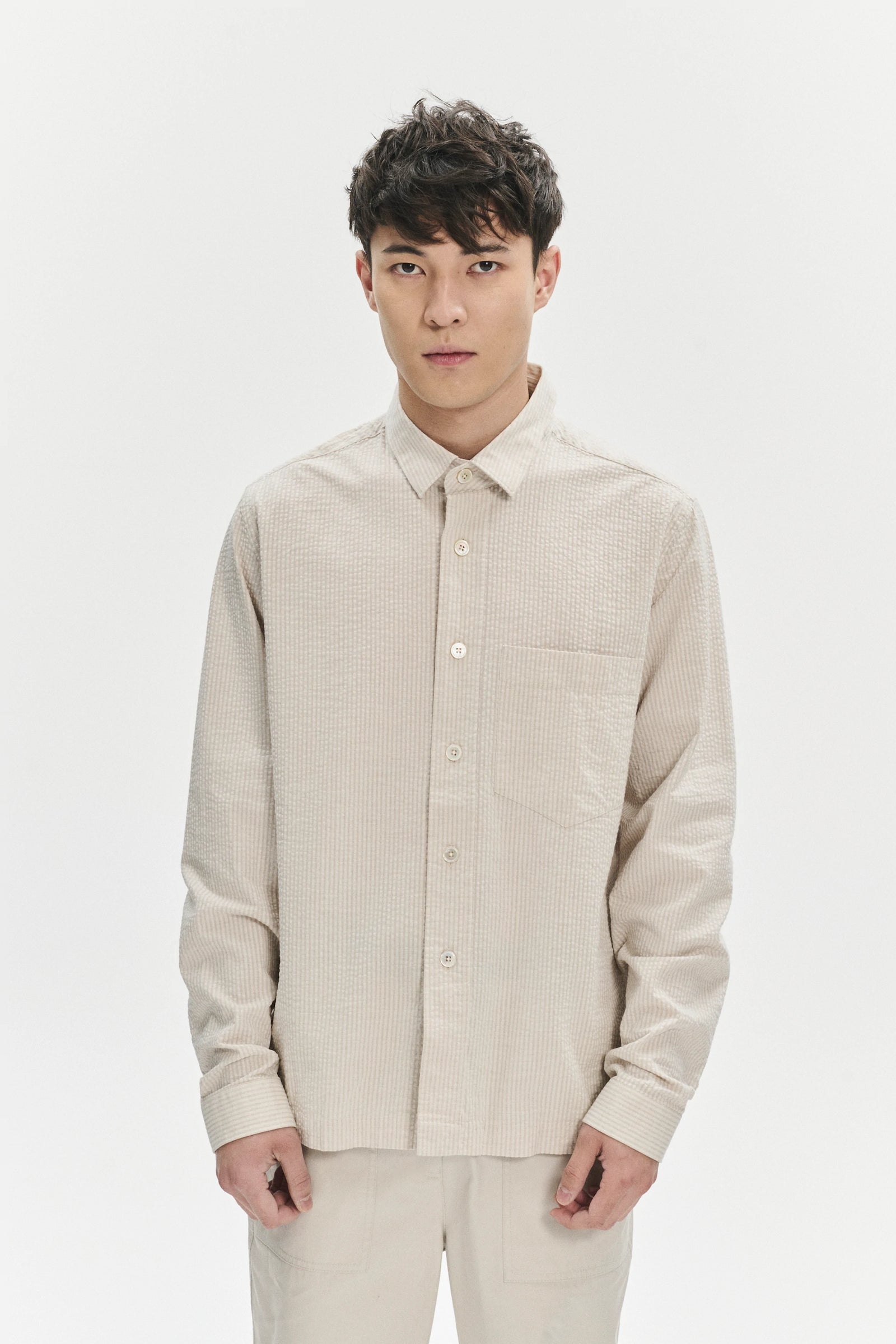 Overshirt in a Fine Beige Portuguese All Year Cotton Seersucker