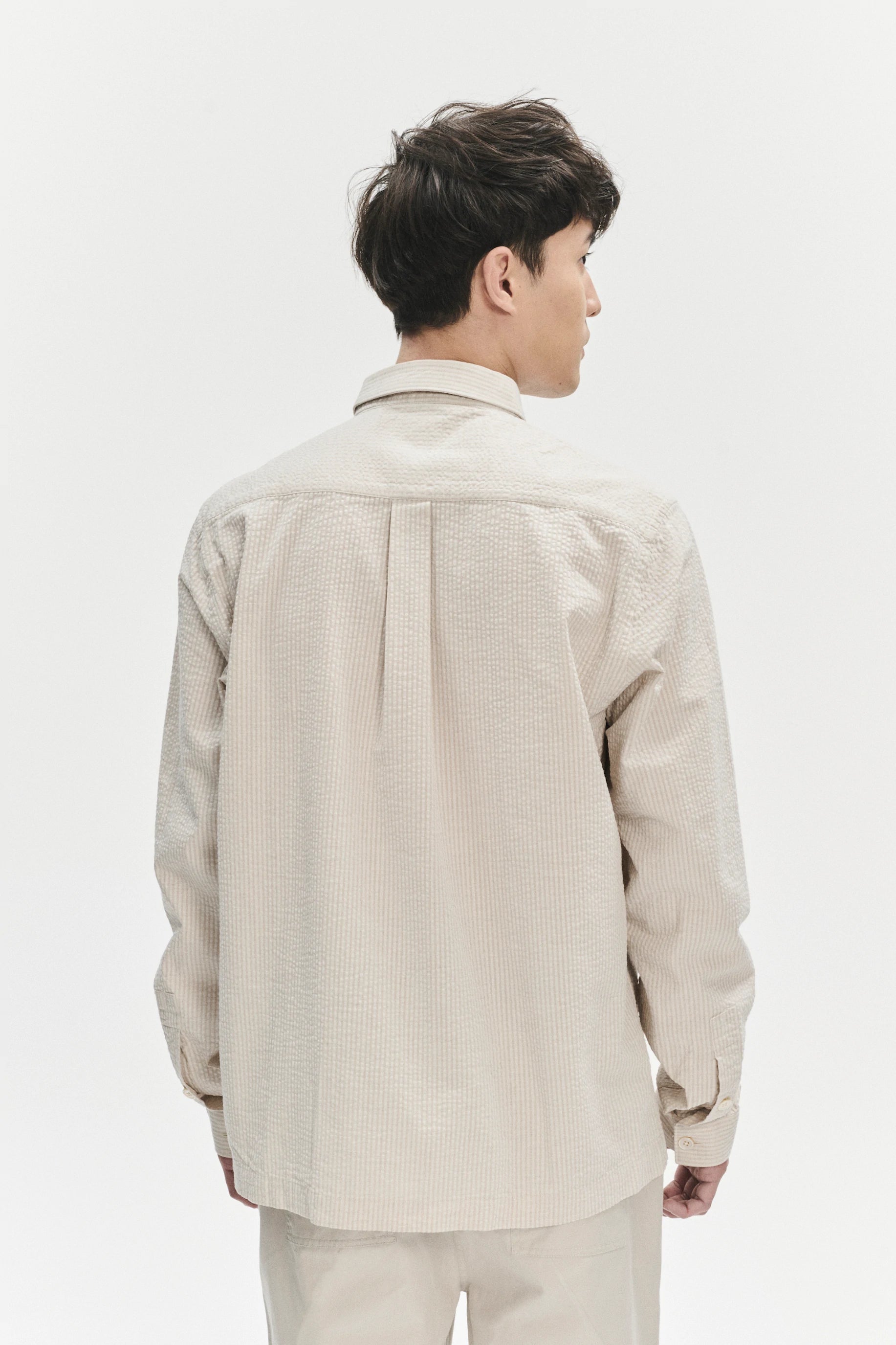 Overshirt in a Fine Beige Portuguese All Year Cotton Seersucker