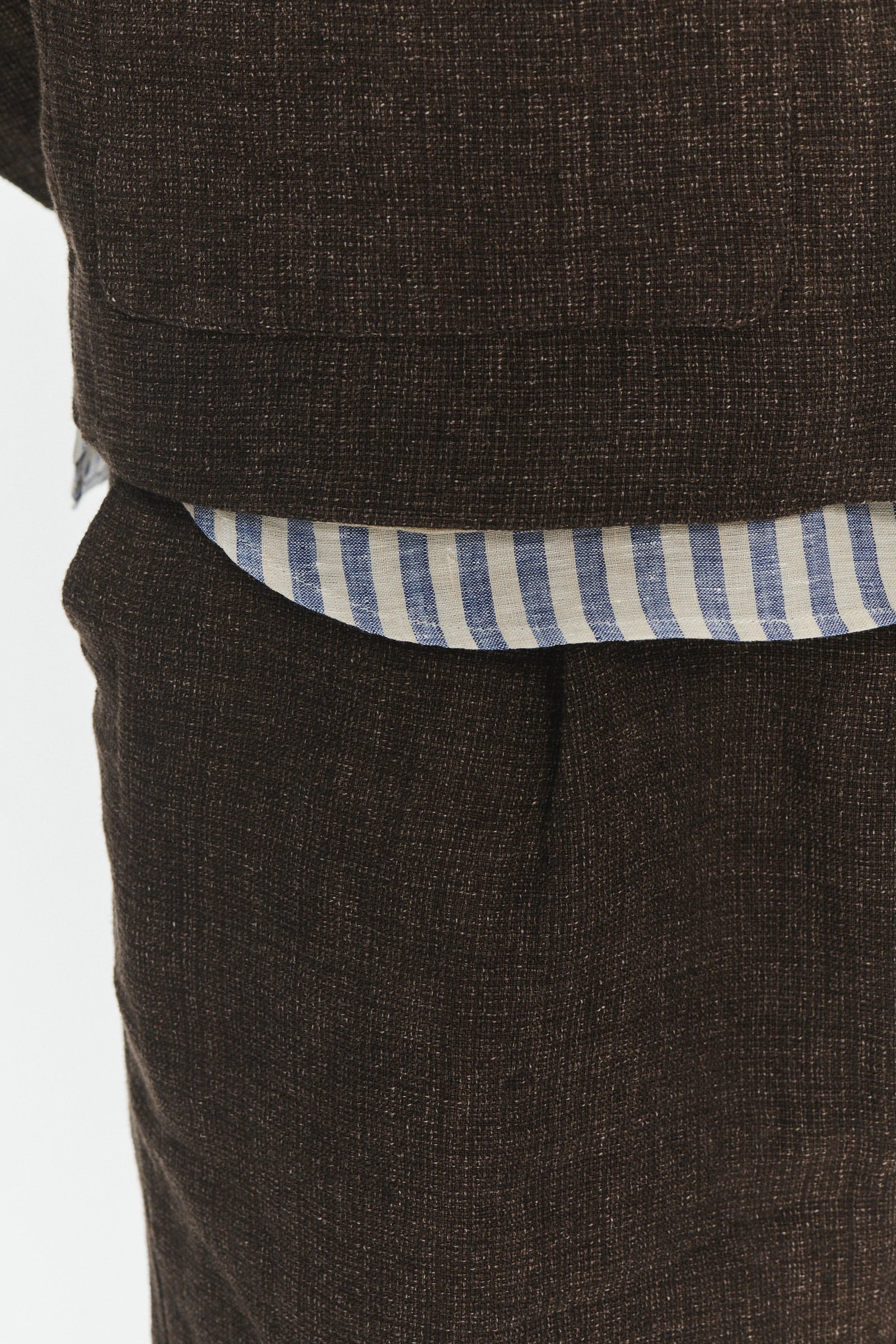 Round Collar Jacket in a Brown Fluid and Structured Italian Linen Crepe