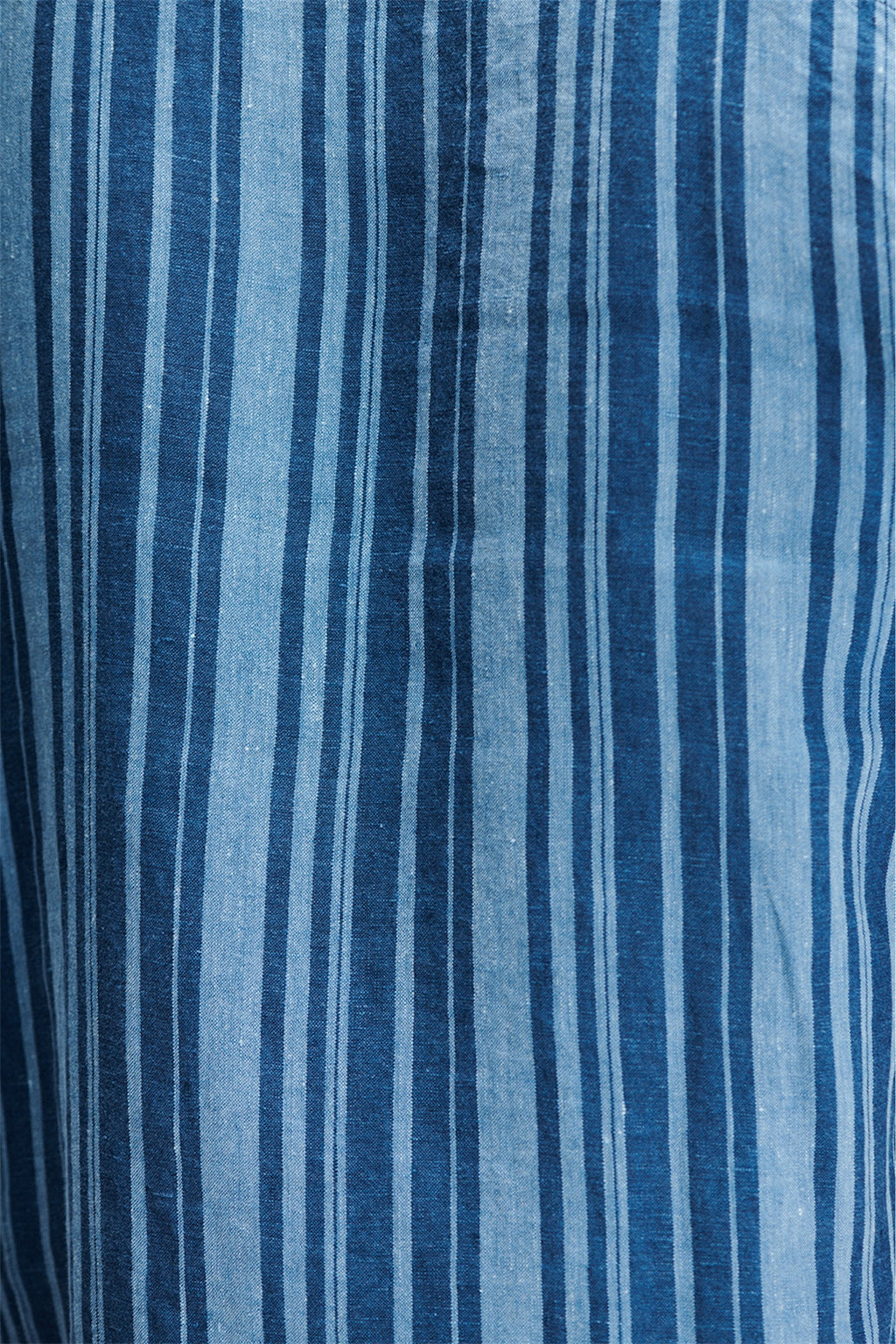 Feel Good Shirt in a Striped Linen