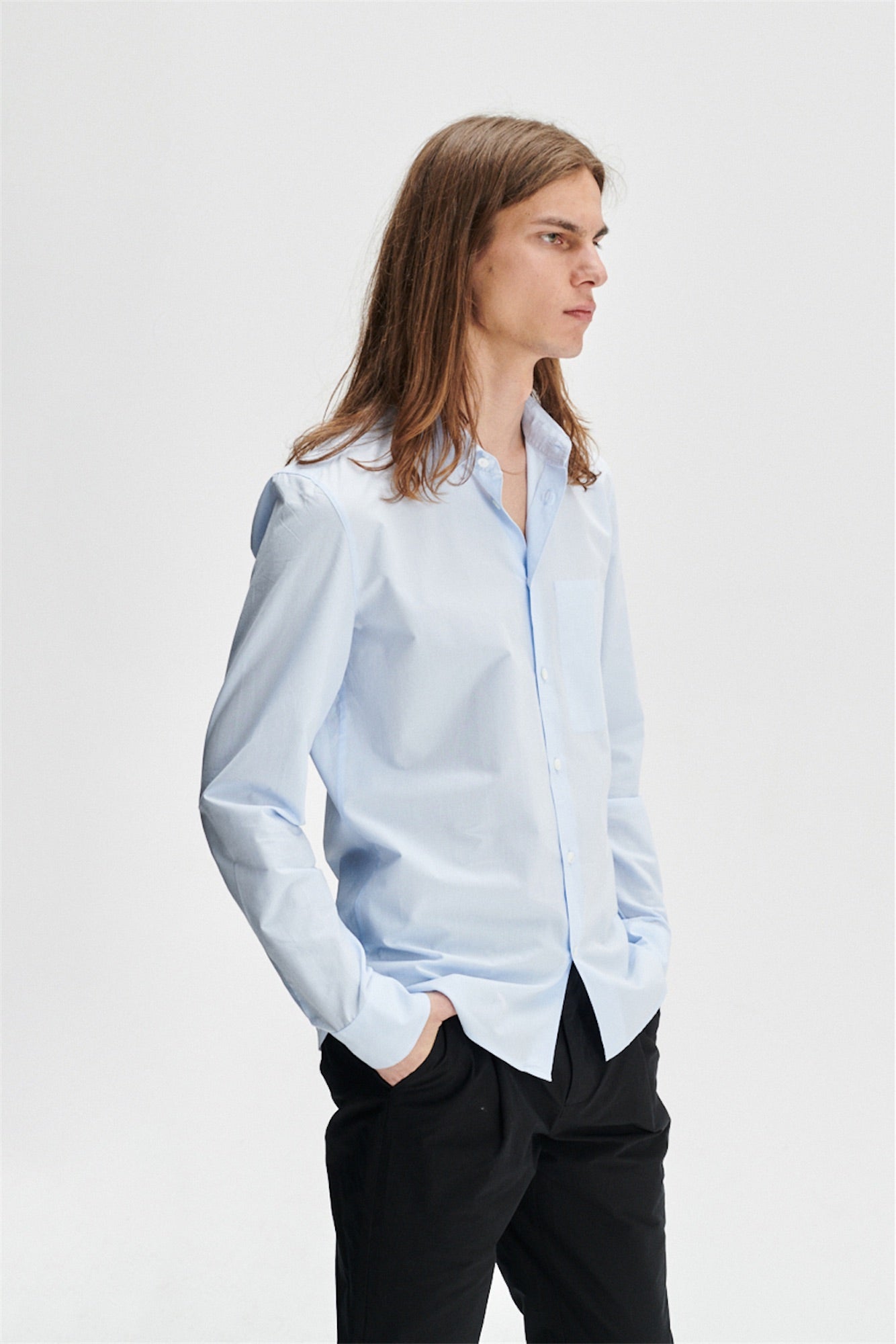 Feel Good Shirt in a Subtle Light Blue Portuguese Soft Mini Cotton Seersucker