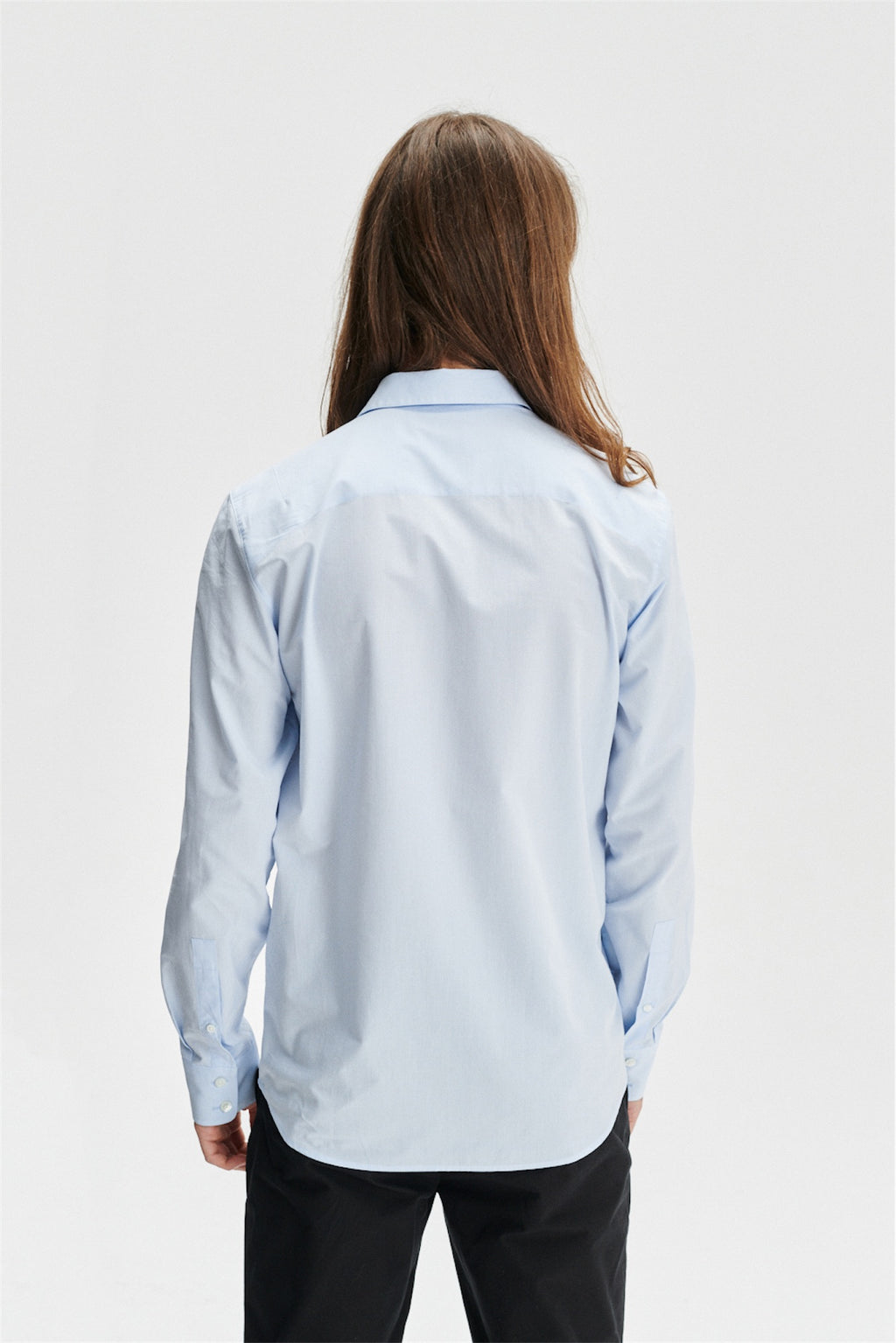 Feel Good Shirt in a Subtle Light Blue Portuguese Soft Mini Cotton Seersucker