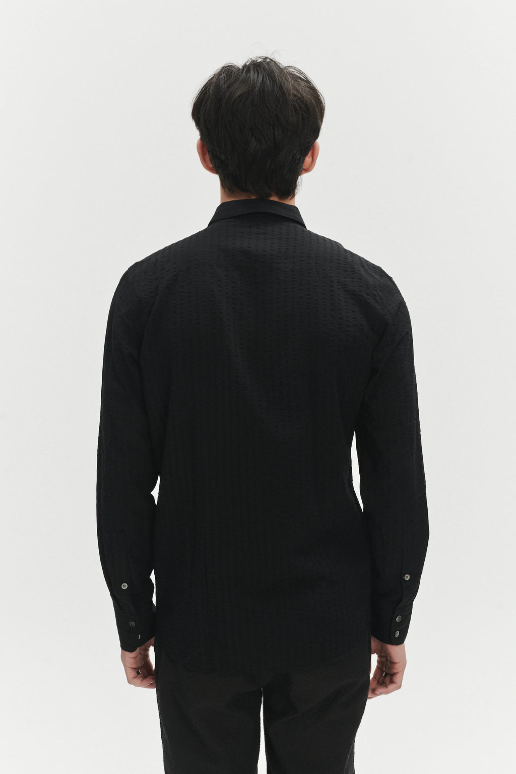 Feel Good Shirt in a Black Fine Portuguese Lyocell Seersucker