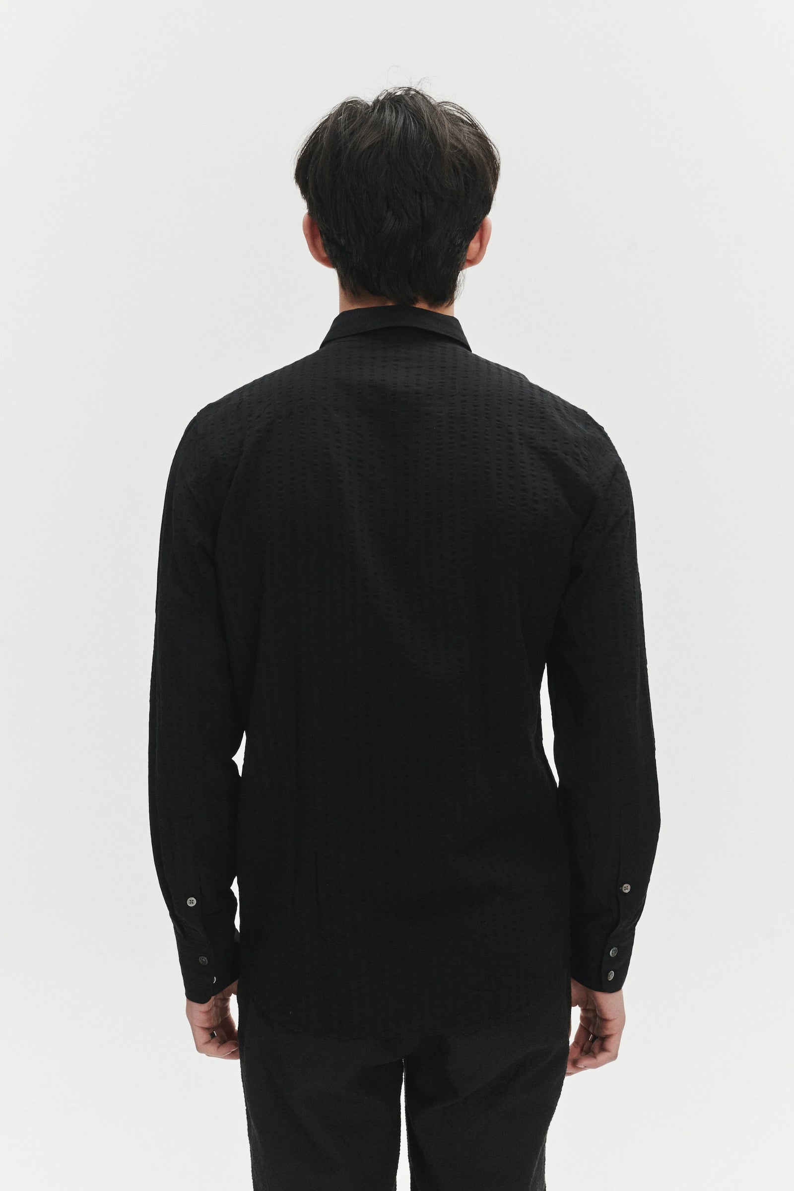 Feel Good Shirt in a Black Fine Portuguese Lyocell Seersucker