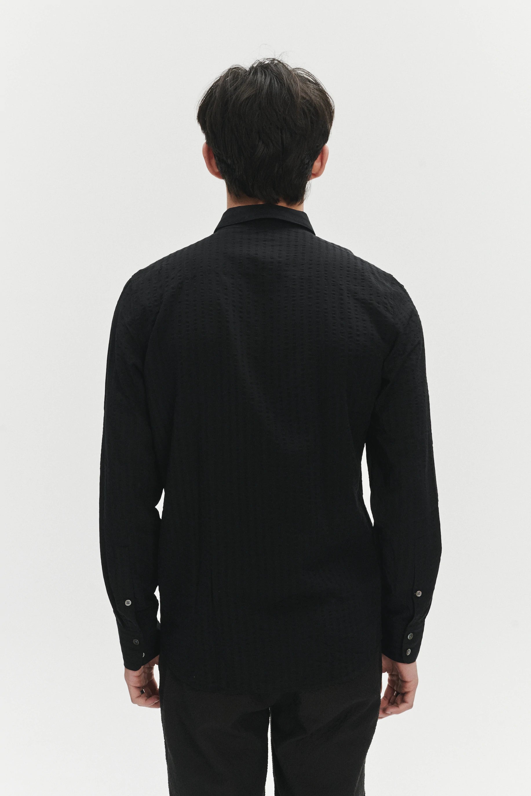 Feel Good Shirt in a Black Fine Portuguese Lyocell Seersucker