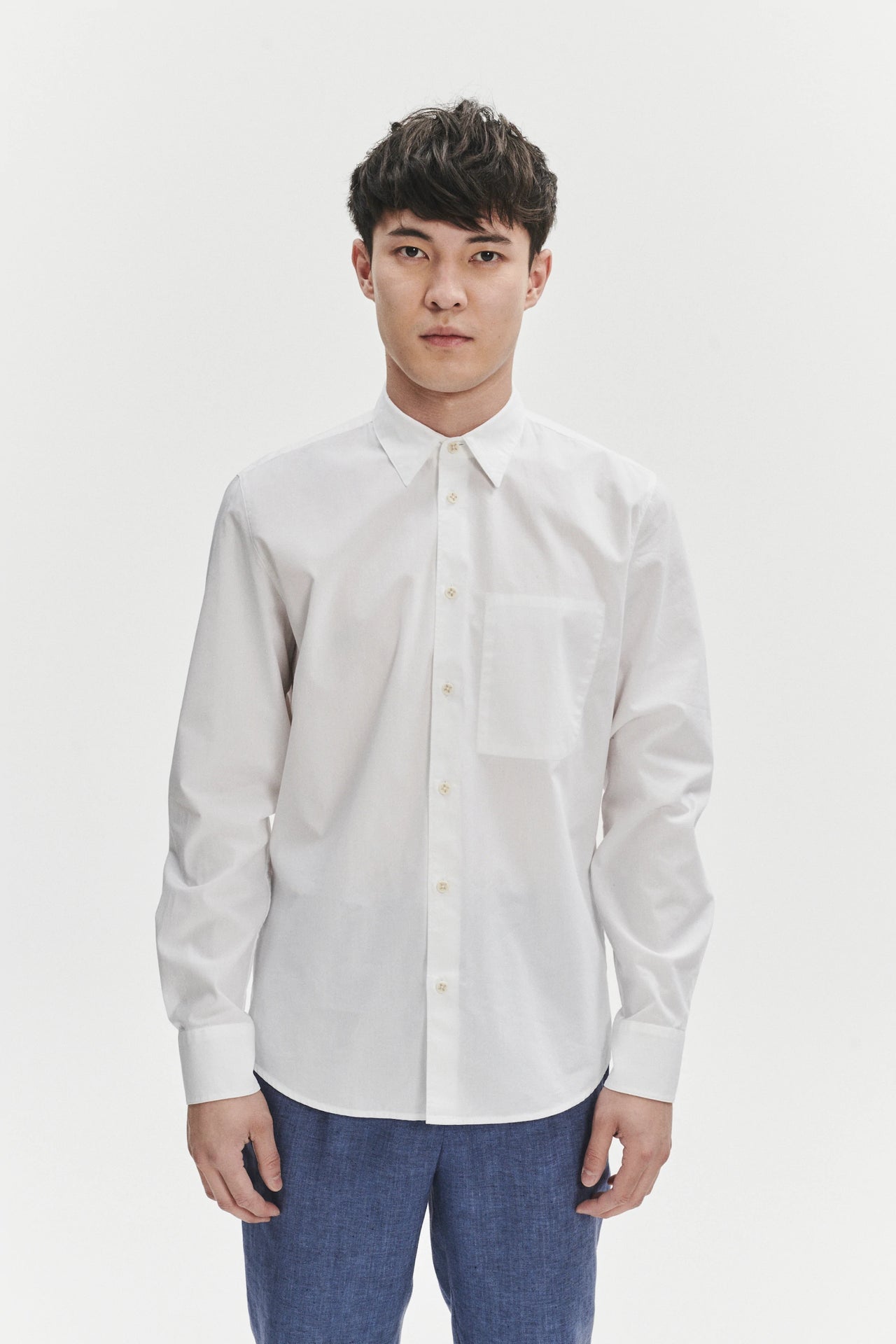 Feel Good Shirt in a White Fine Organic Portuguese Cotton Poplin