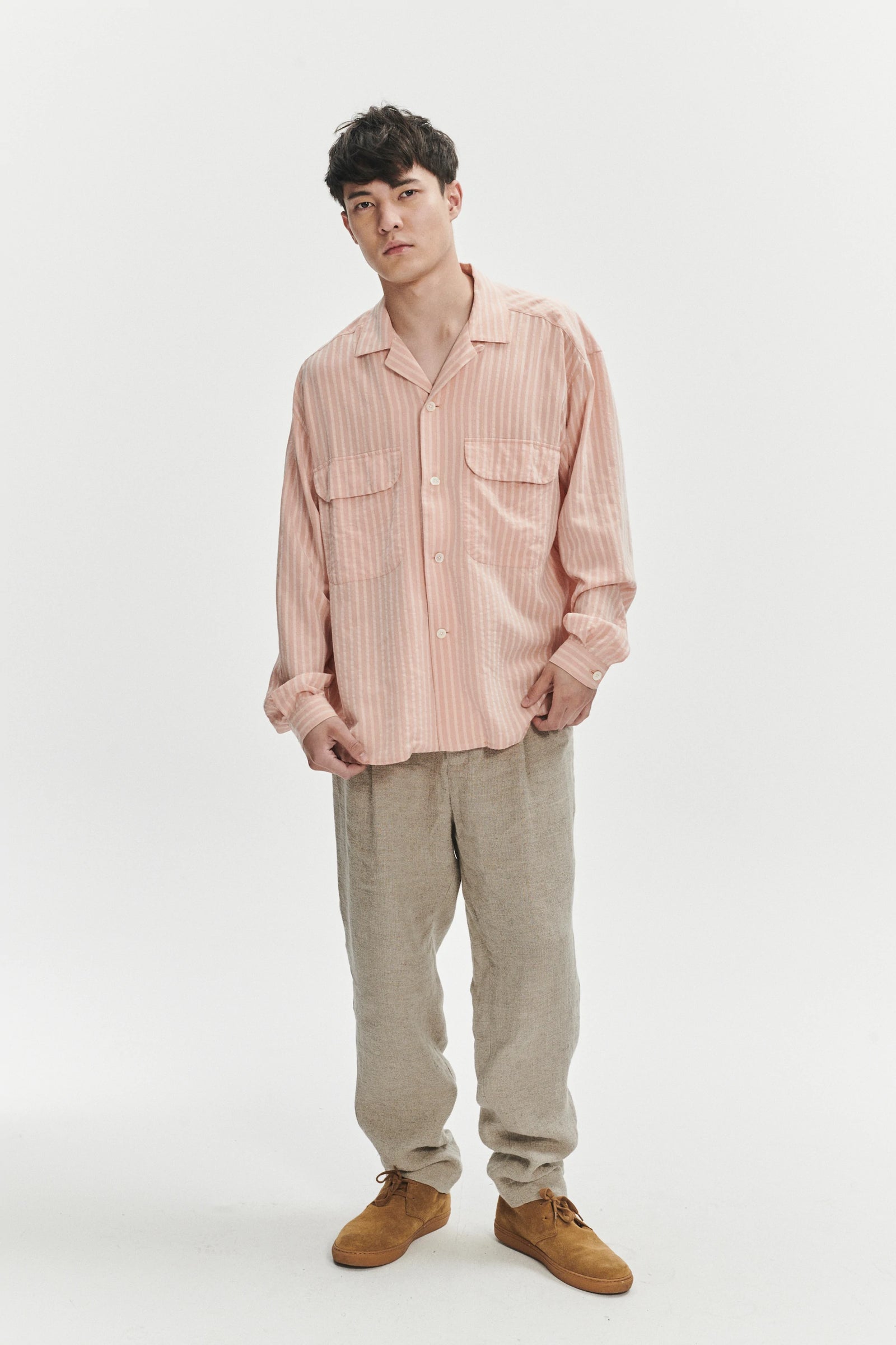 Relaxed Oversized Leisure Shirt in a Peach Pink Soft Lyocell Seersucker