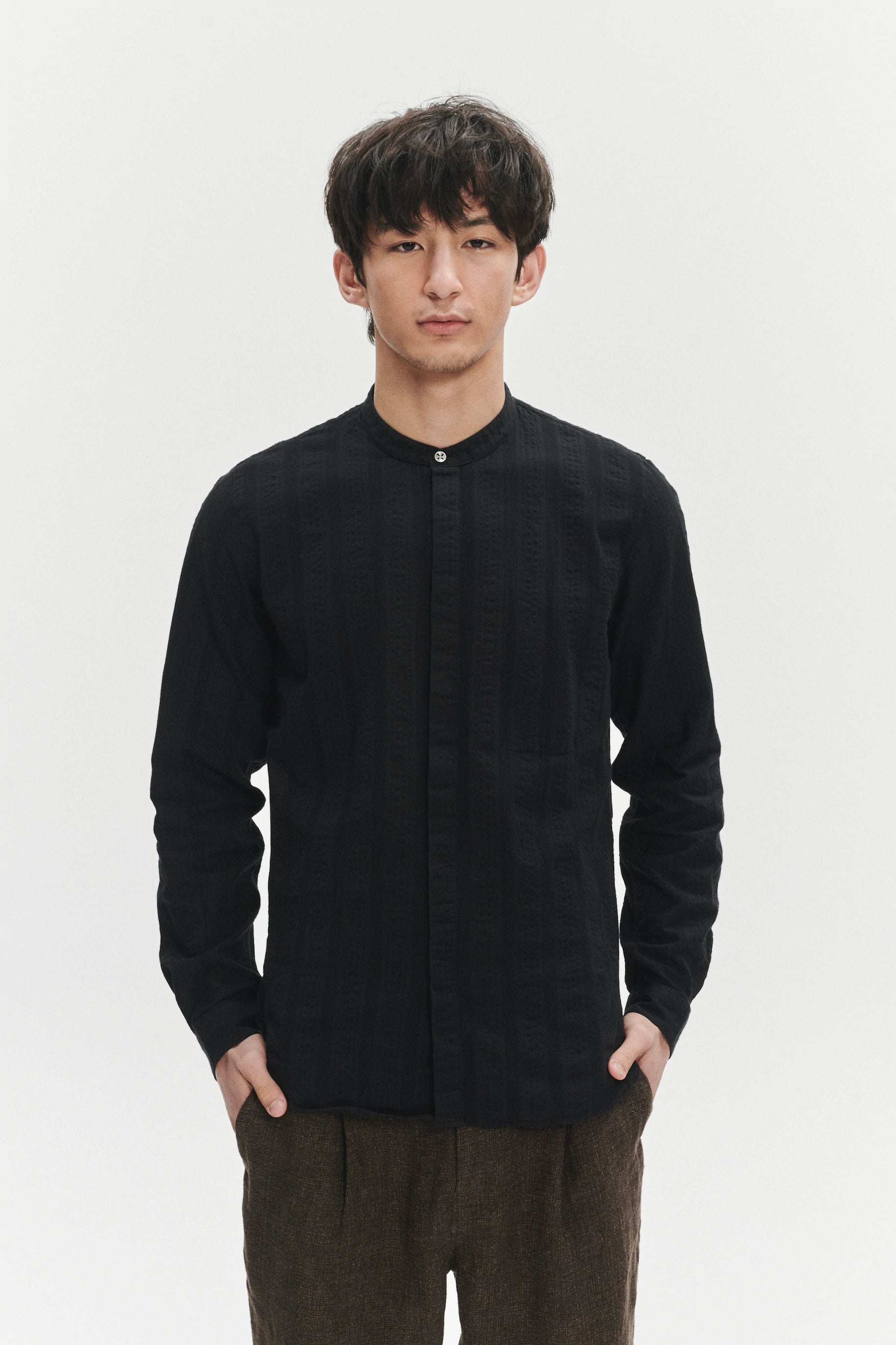 Zen Grandad Collar Shirt in a Black Portuguese Seersucker
