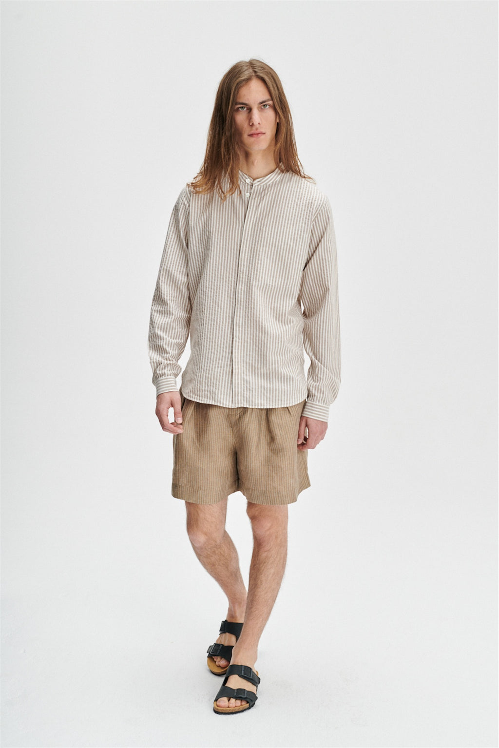 Zen Grandad Collar Shirt in a Beige Italian Cotton and Linen