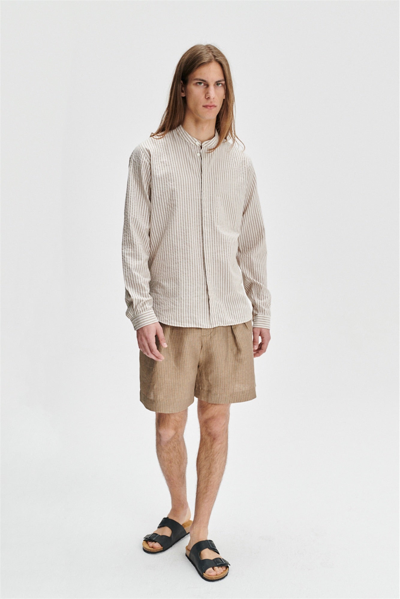 Zen Grandad Collar Shirt in a Beige Italian Cotton and Linen