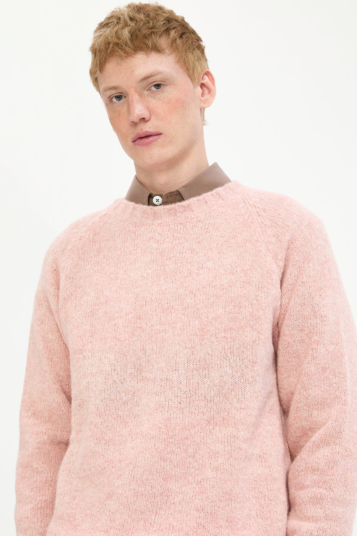 Crewneck Sweater in a Pink Brushed Sustainable Alpaca Wool