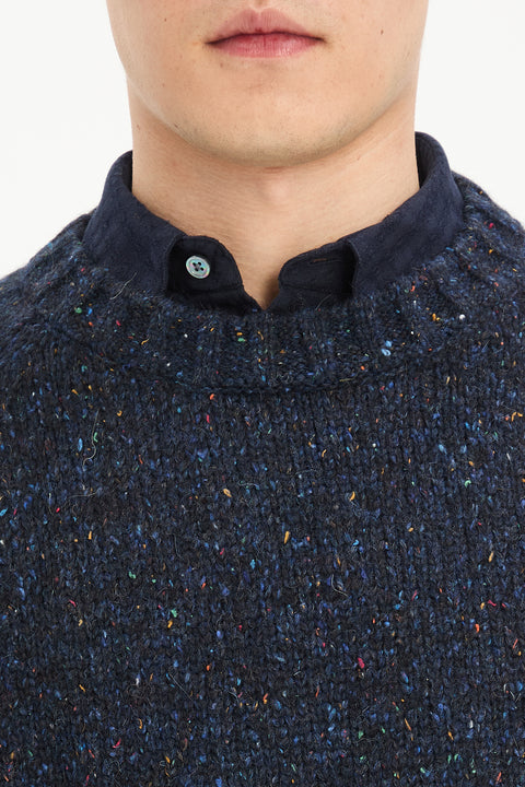 Crewneck Raglan Sweater in a Sustainable Melange Yarn – Navy