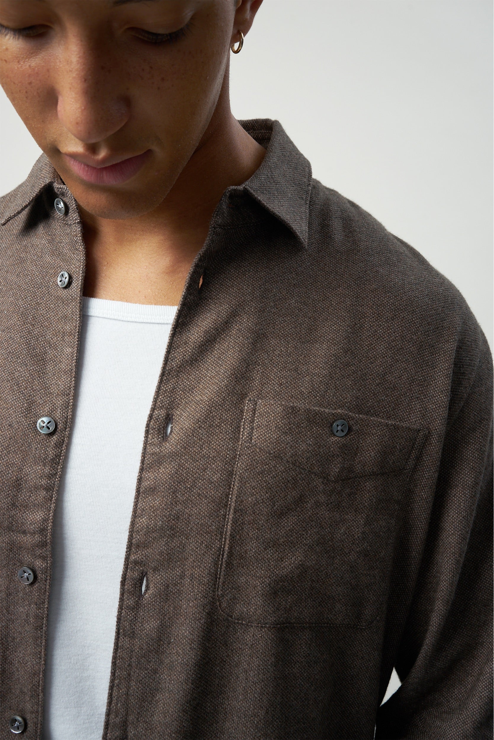 strong-shirt-in-a-subtle-brown-double-brushed-italian-cotton-flannel