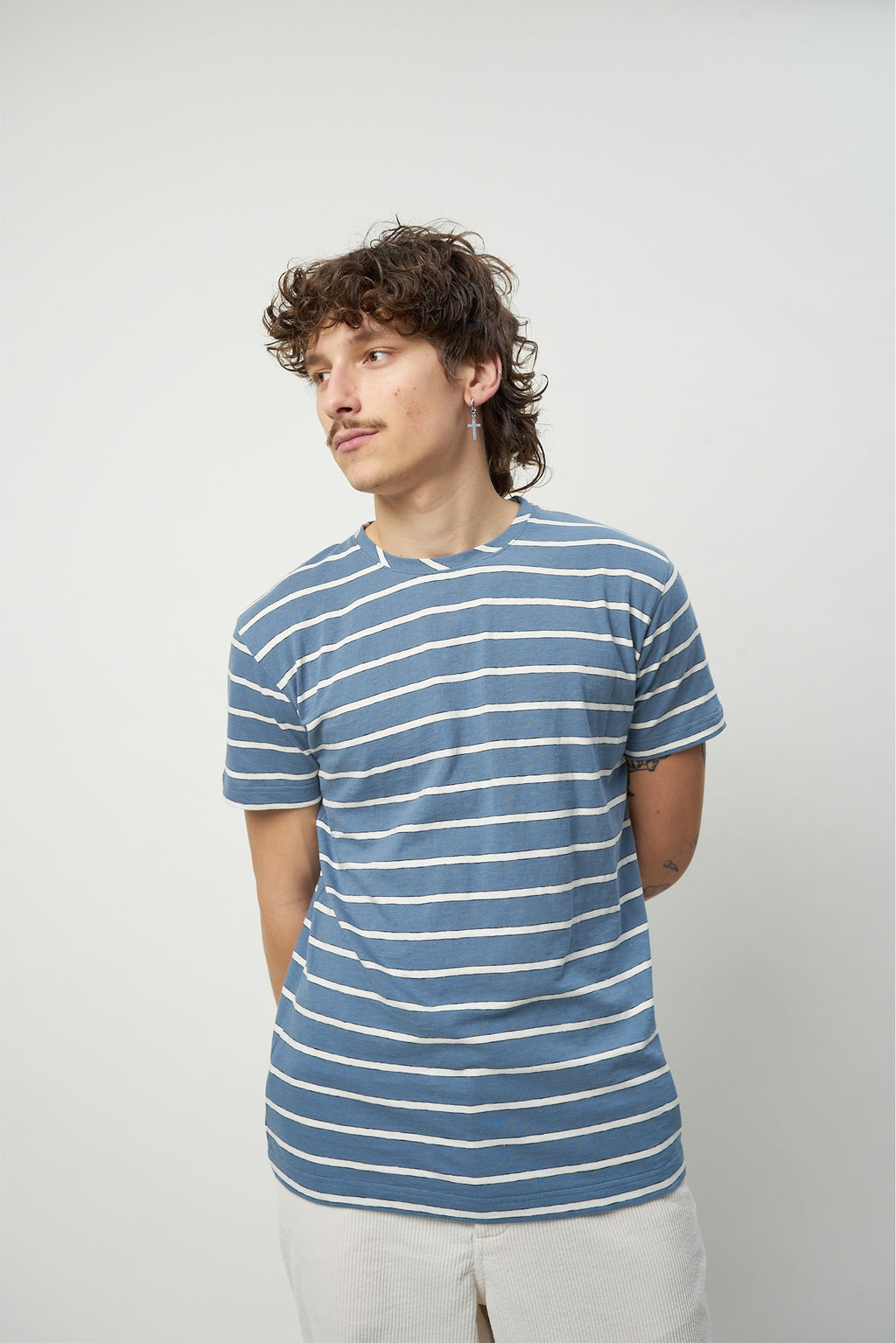 T-shirt in a Blue and White Striped Fine Feeling Japanese Slow-Knit Cotton