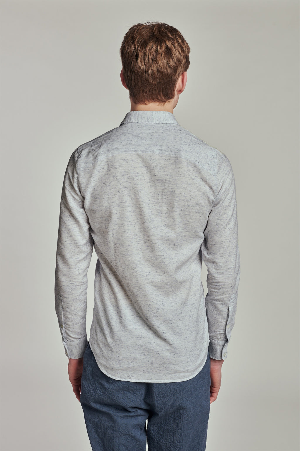 Feel Good Shirt in an Off-White Soft Airy Sustainable Italian Cotton and Recycled Polyester Blend by Cottonificio Canclini