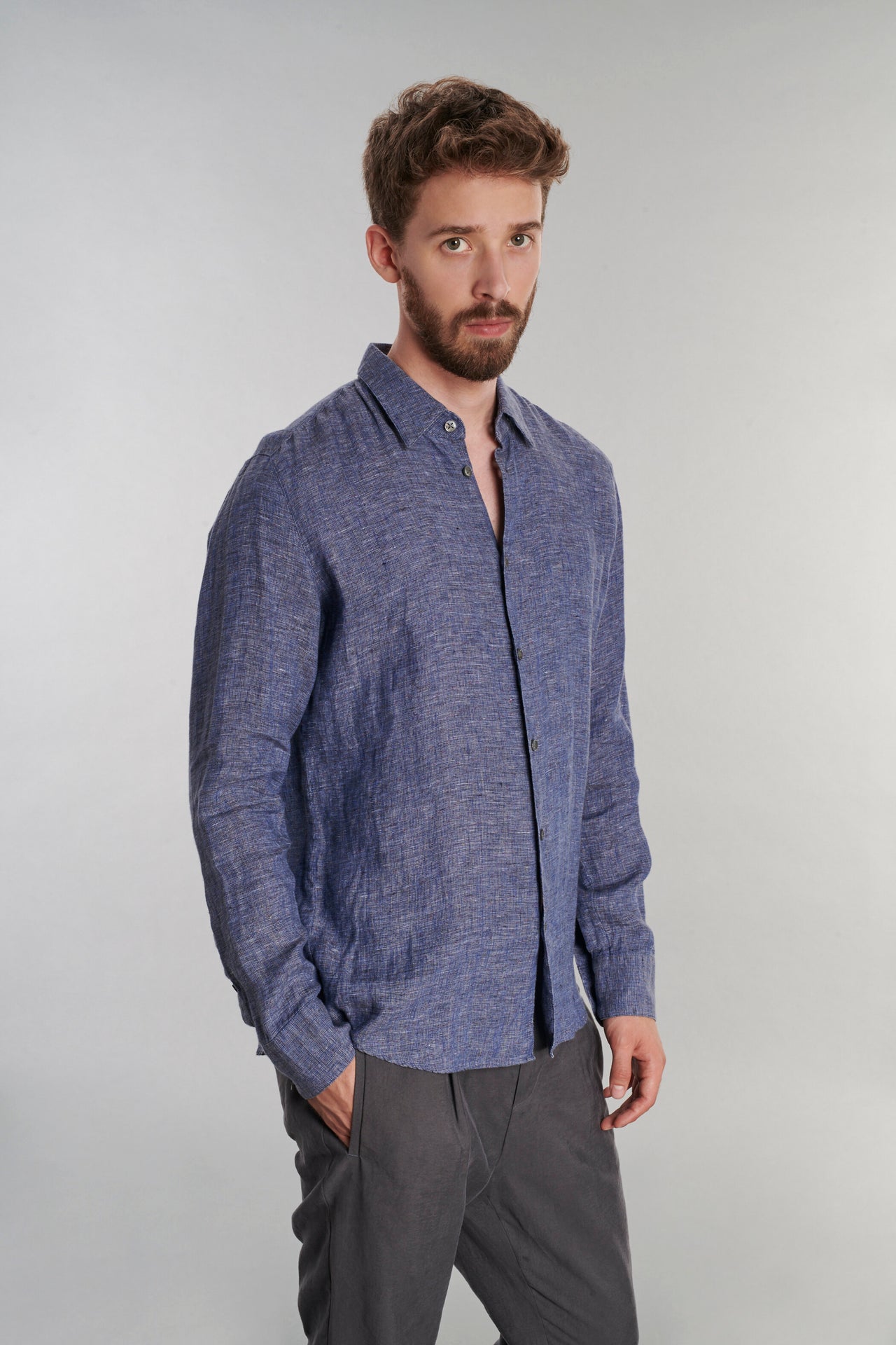 Feel Good Shirt in a Special Yarn Blue Italian Linen by Monti