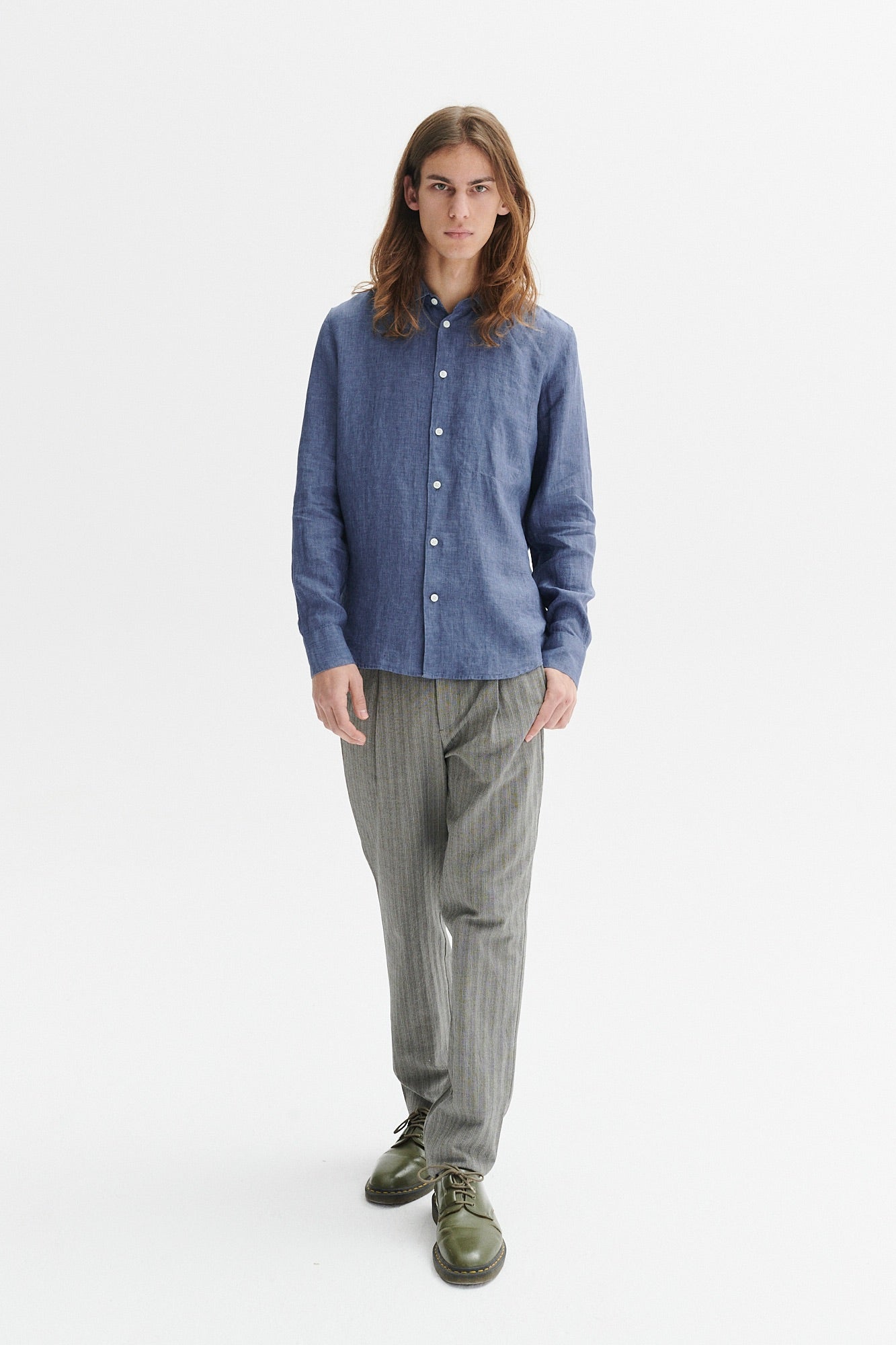 Feel Good Shirt in the Finest Blue Italian Linen