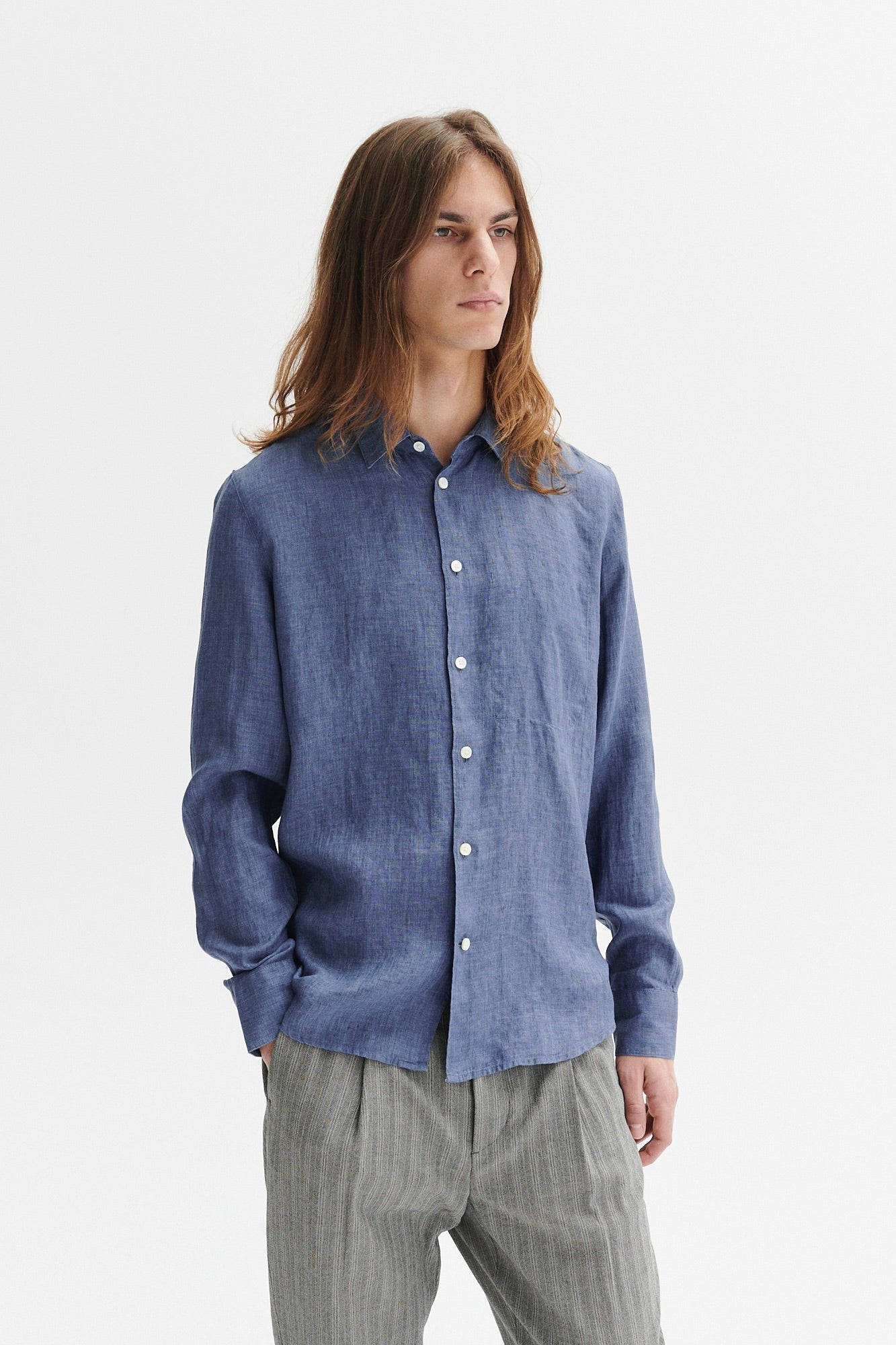Feel Good Shirt in the Finest Blue Italian Linen