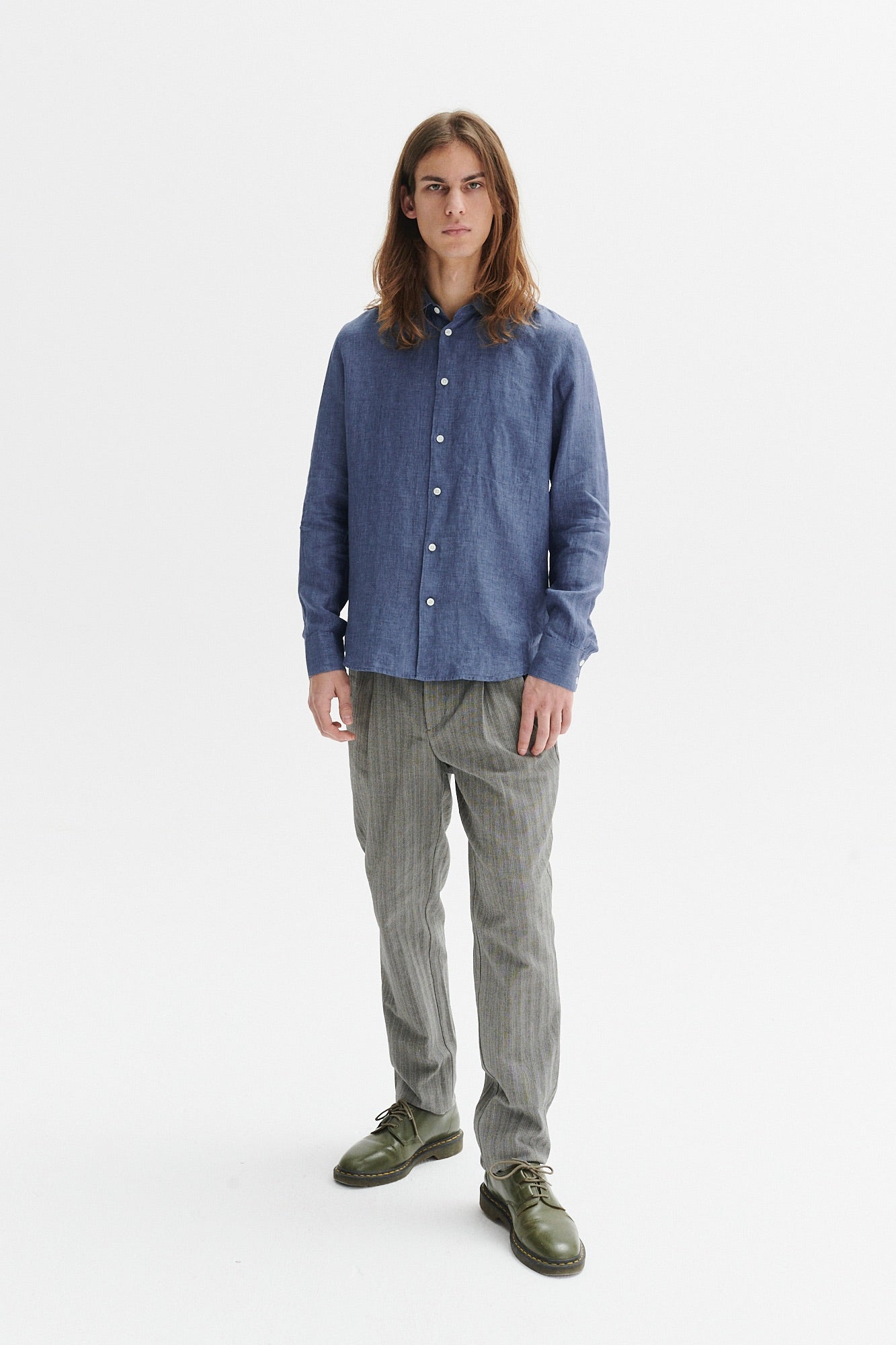 Feel Good Shirt in the Finest Blue Italian Linen